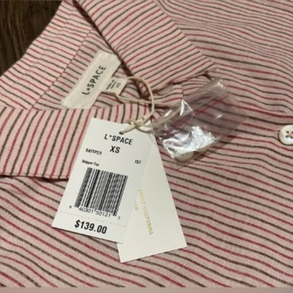 L*Space Woman’s Linen Button Down - XSmall - Picture 4 of 4